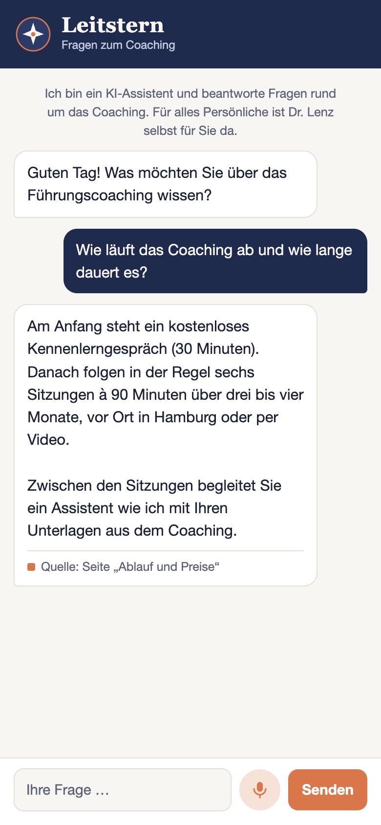 Website-Chat beantwortet Fragen zu Ablauf und Dauer des Coachings und bietet ein Kennenlerngespräch an